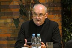 2016.10.25-Konferencja-ks.-Rektor-Krzysztof-Gryz_04