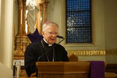 2021.03.23-Dialogi-z-Arcybiskupem