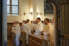 2022.06.02-Poswiecenie-witrazy-w-seminaryjnej-kaplicy_17