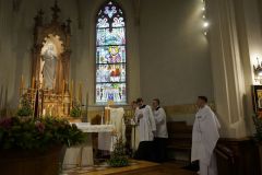 2022.06.02-Poswiecenie-witrazy-w-seminaryjnej-kaplicy_18