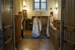 2022.06.02-Poswiecenie-witrazy-w-seminaryjnej-kaplicy_23