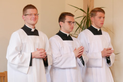 2022.10.02-Wizyta-klerykow-na-spotkaniu-wolontariuszy-Caritas_02