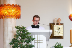 2022.10.02-Wizyta-klerykow-na-spotkaniu-wolontariuszy-Caritas_03