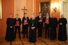 2025.10.04-Wreczenie-suscept-alumnom-rocznika-sw.-Augustyna07